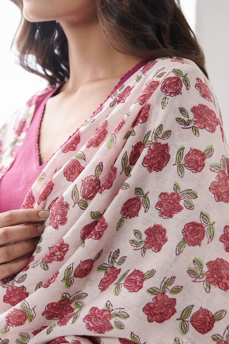Gulbarg Shanaya Sanganeri Dupatta