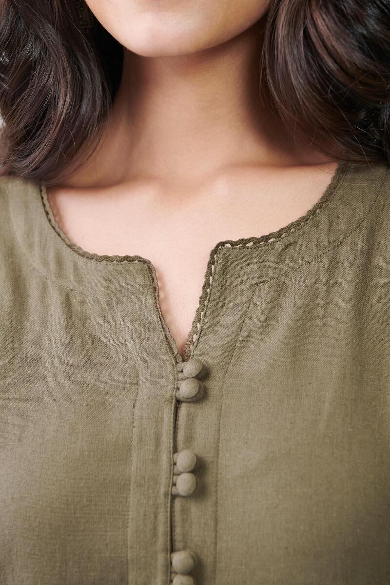 Gauhar Sabah Kurta