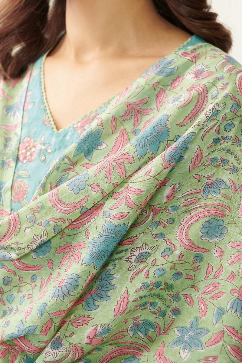 Gulbarg Zubeda Dupatta