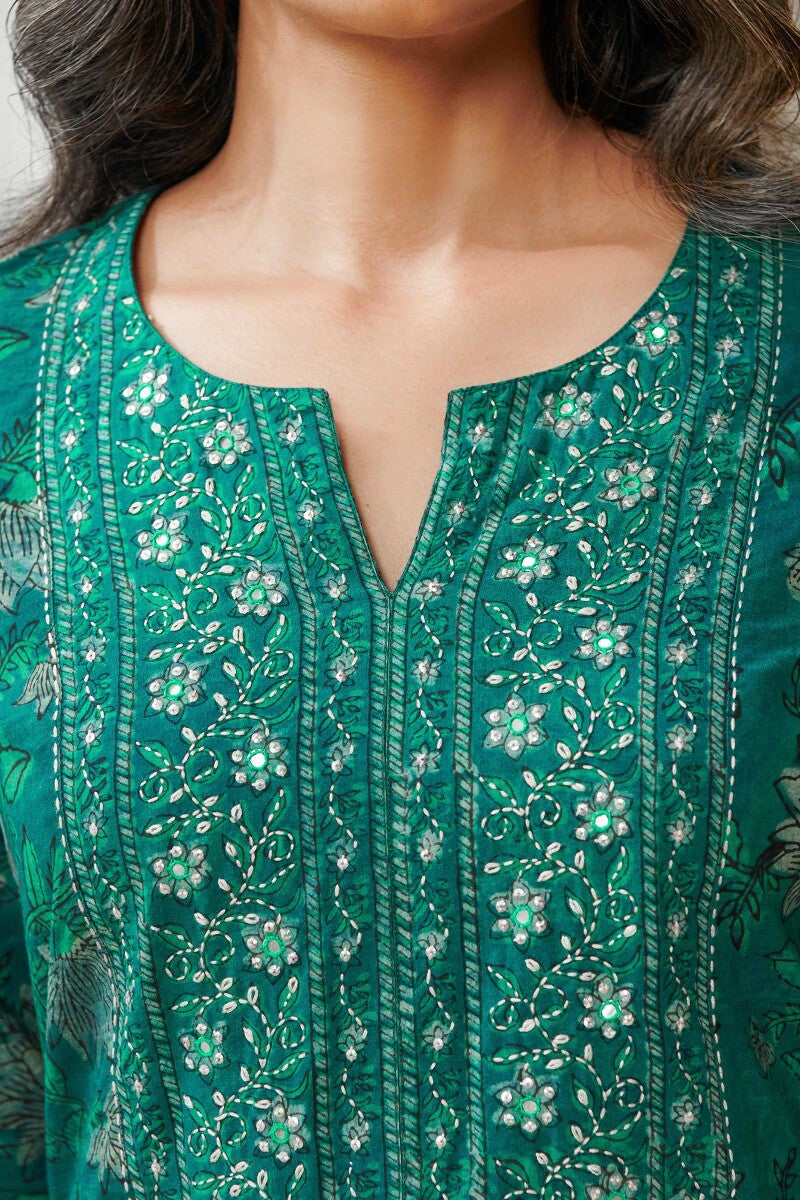 Sehra Zohra Akola Kurta