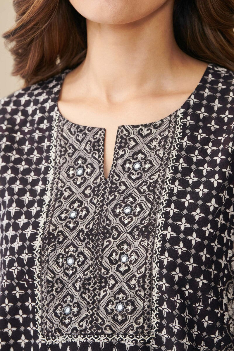 Sehra Maira Bagru Kaftan