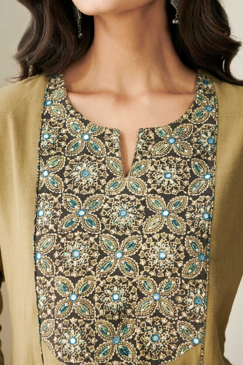 Sehra Mahi Handloom Kurta