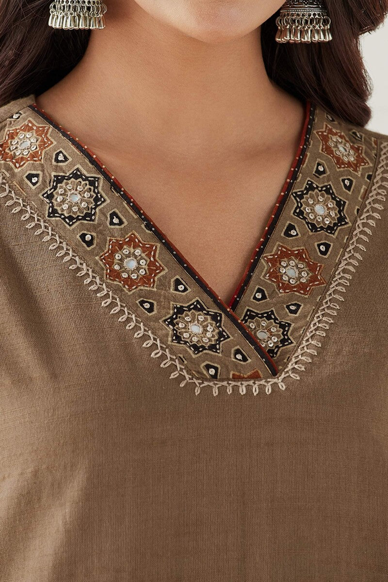 Naadirah Malaika Handloom Kurta