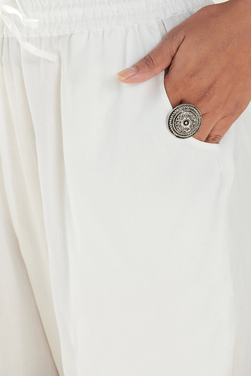 Gauhar Afroza White Narrow Pants