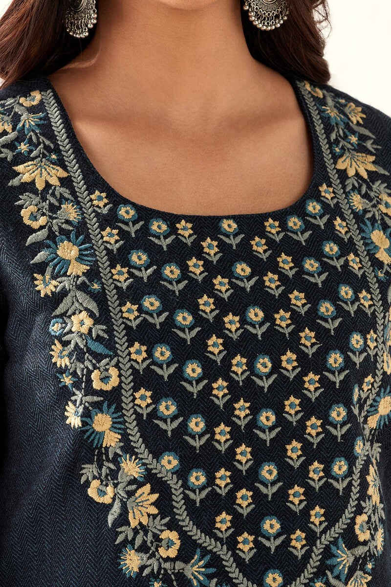 Naadirah Farheen Faux Wool Handloom Kurta