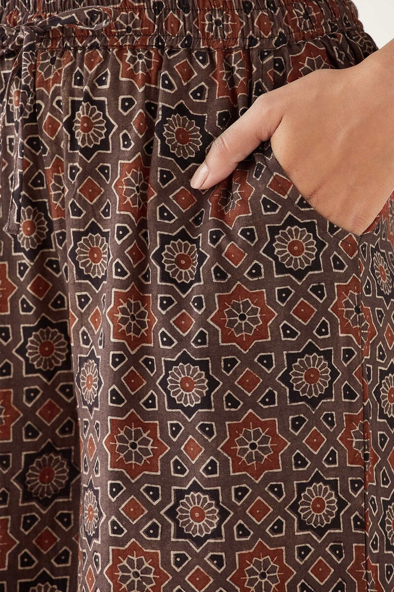 Sehra Rahida Ajrak Palazzo