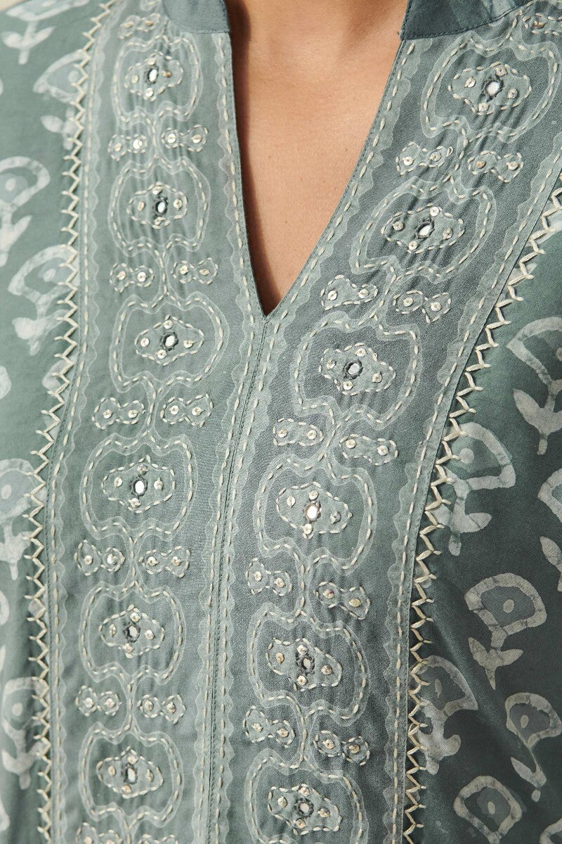 Sehra Faiza Dabu Kurta