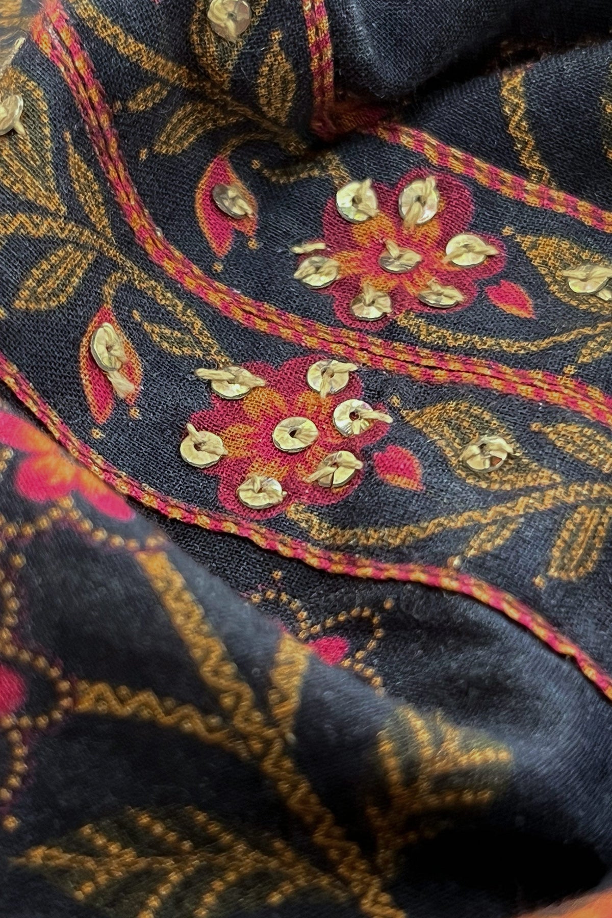 Surplus: Laylah Rumaiza Kurta