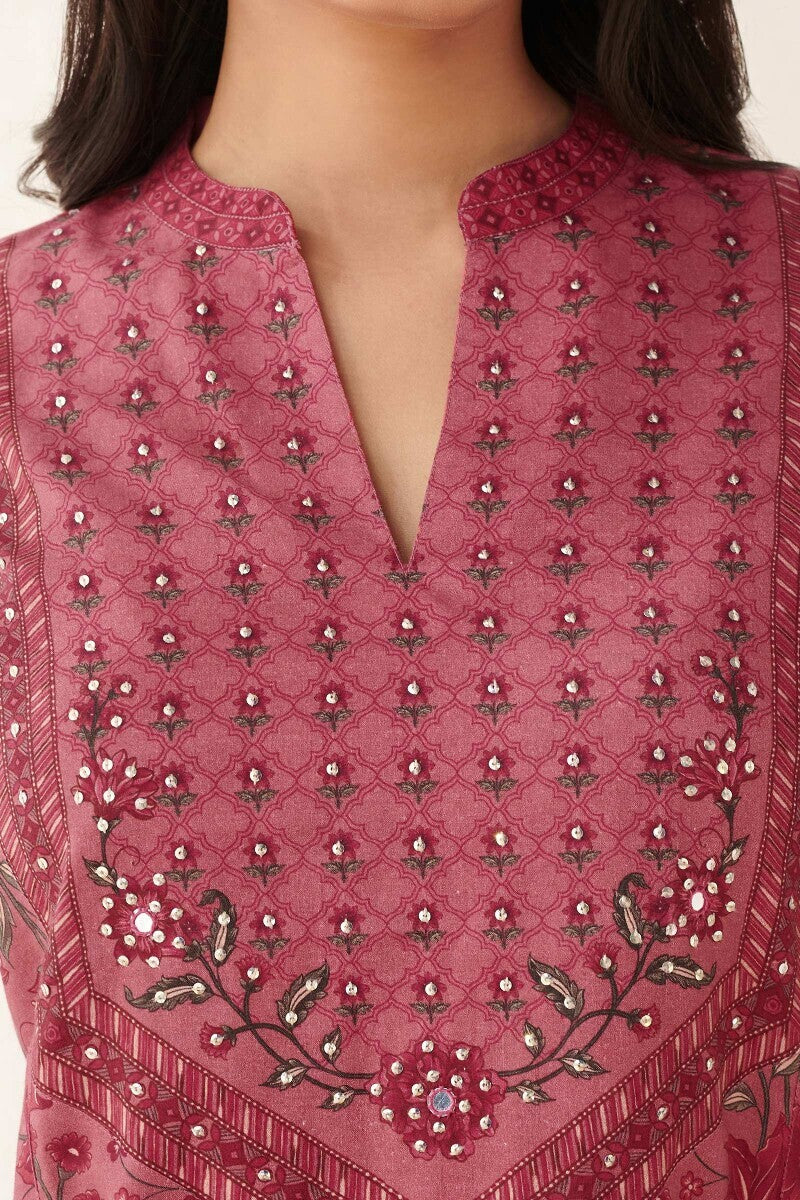 Mahnoor Faiza Kurta