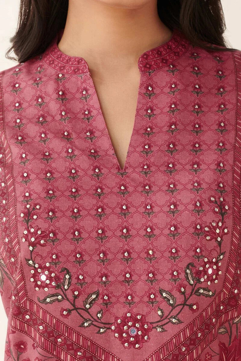 Surplus: Mahnoor Faiza Kurta