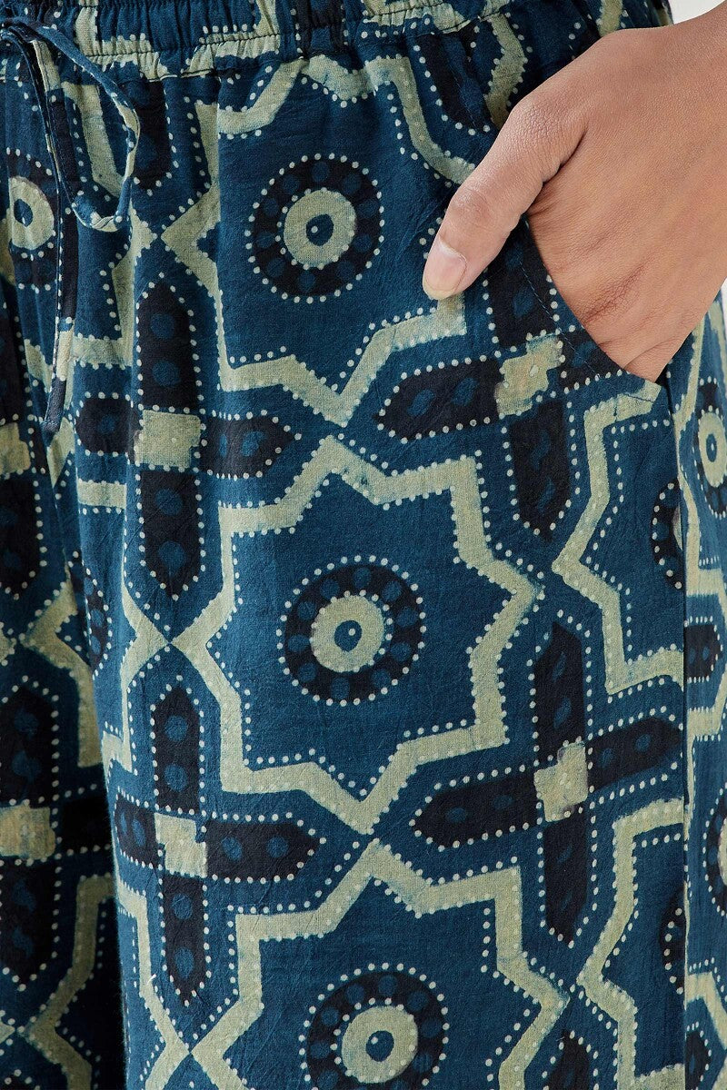 Roza Aarya Ajrak Farsi