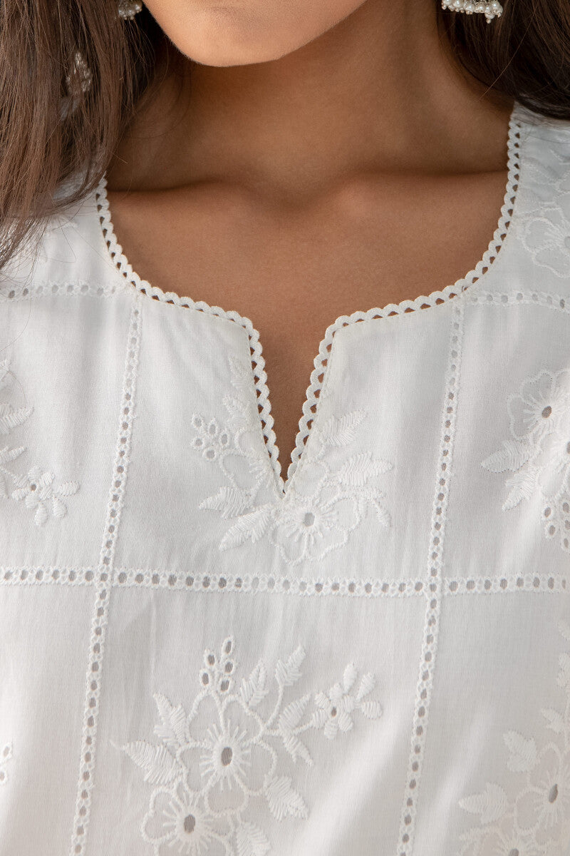 Raahat Zeenat Schiffli Top