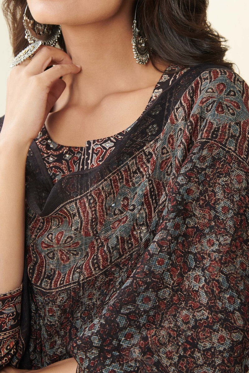 Sehra Yasmina Ajrak Kota Dupatta