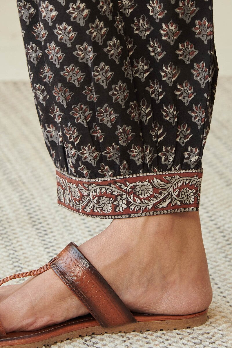 Sehra Nafeesa Bagru Izhaar Pants