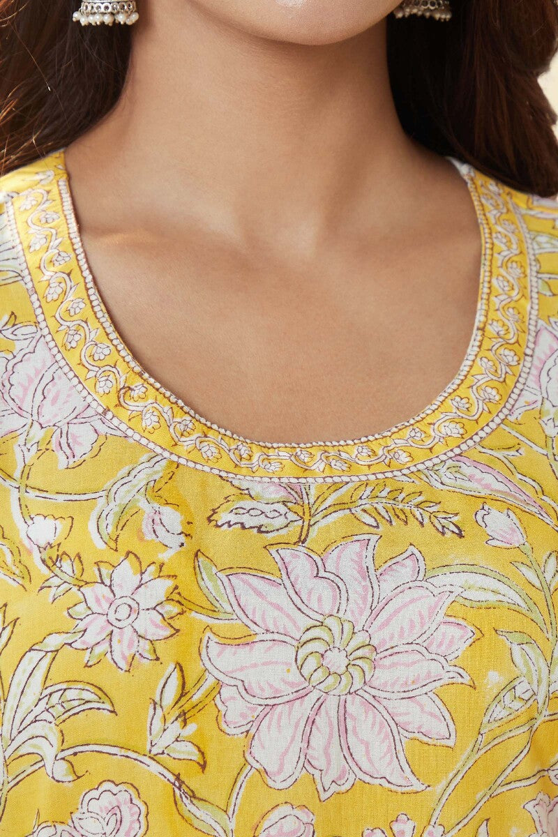 Nafees Zinat Kurta