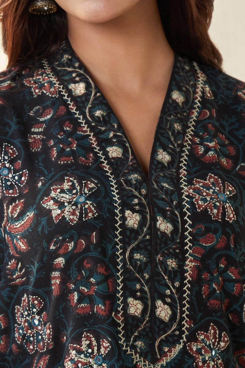 Sehra Zafia Bagru Kurta