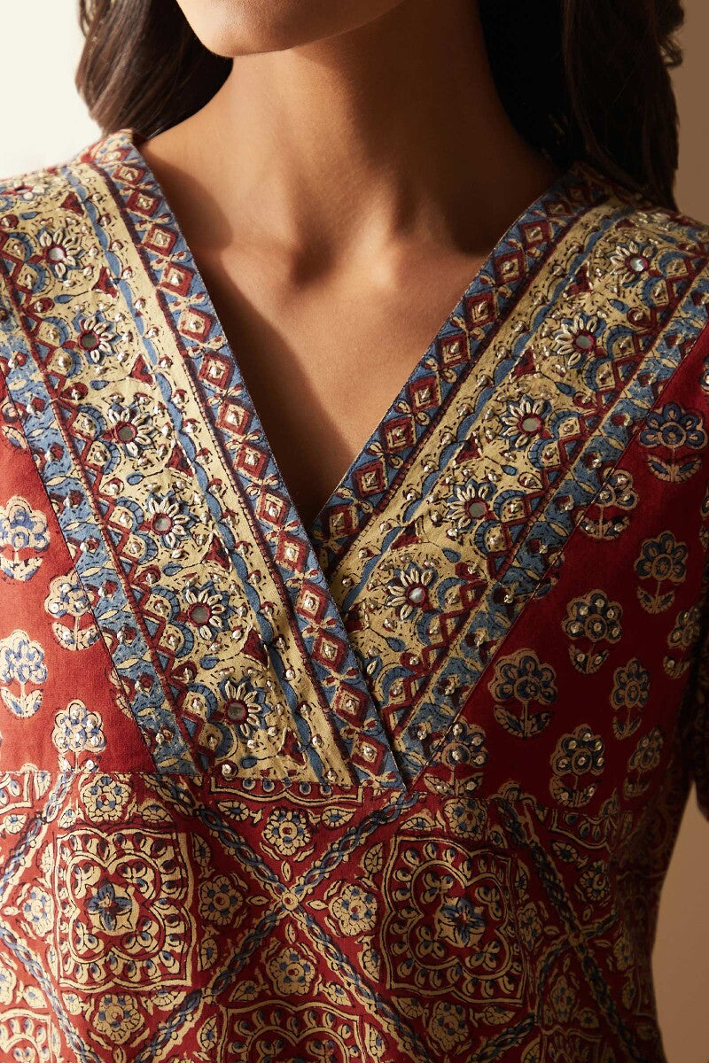 Sehra Nida Bagru Kurta