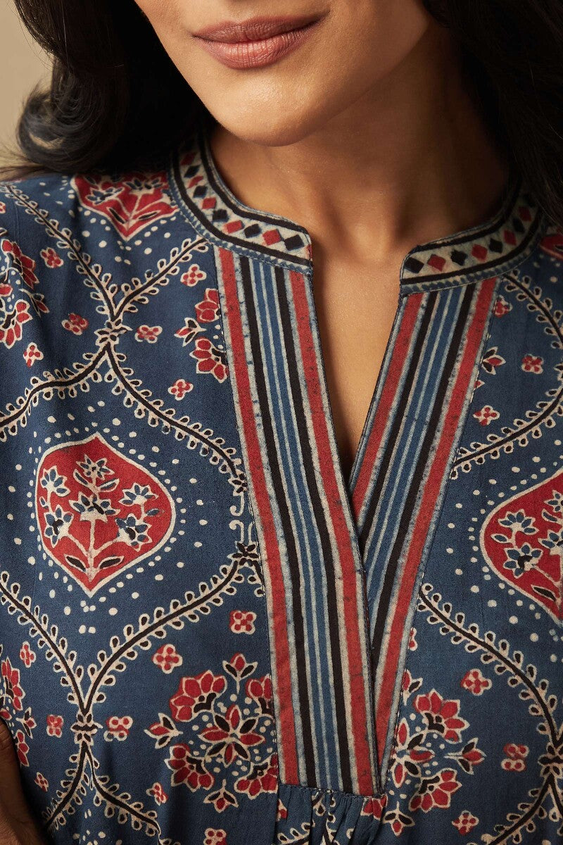 Sehra Rehmat Ajrak Top