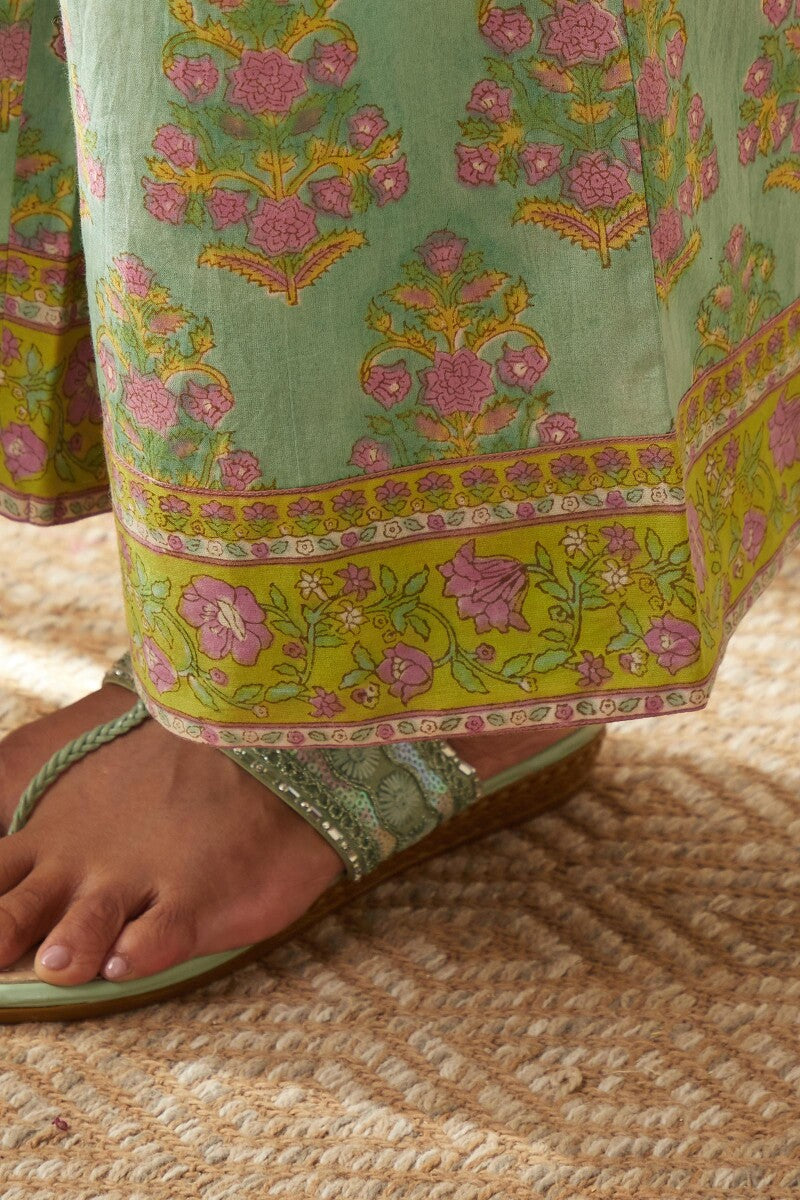 Rosheen Fizah Sanganeri Farsi