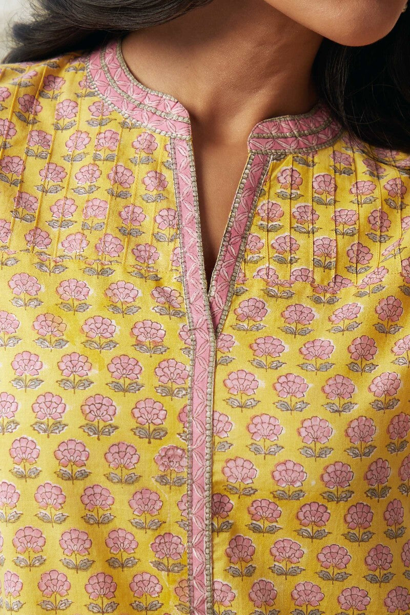 Rosheen Farhat Sanganeri Top