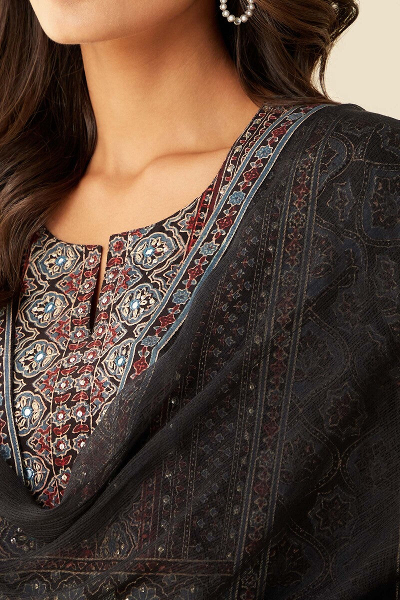 Sehra Rabia Dupatta