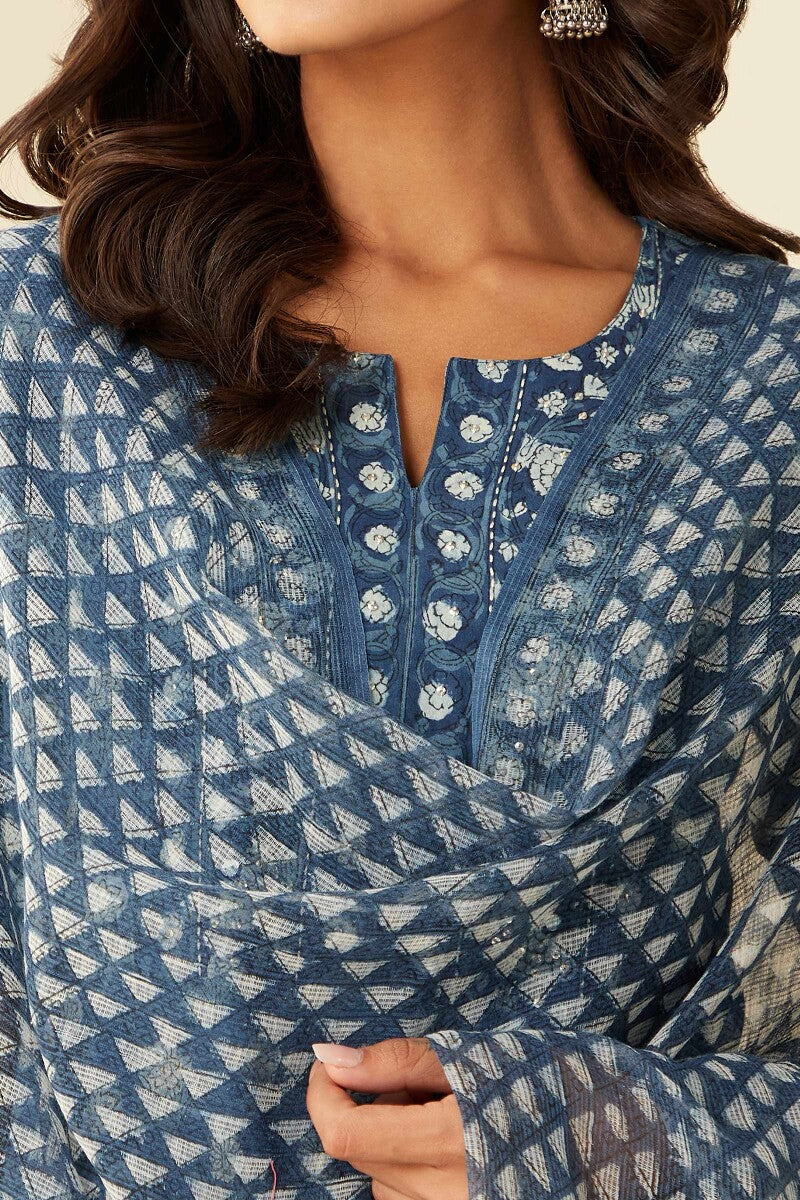 Sehra Zoya Indigo Dupatta