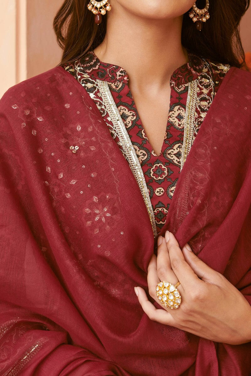 Mehrunissa Tahira Dupatta