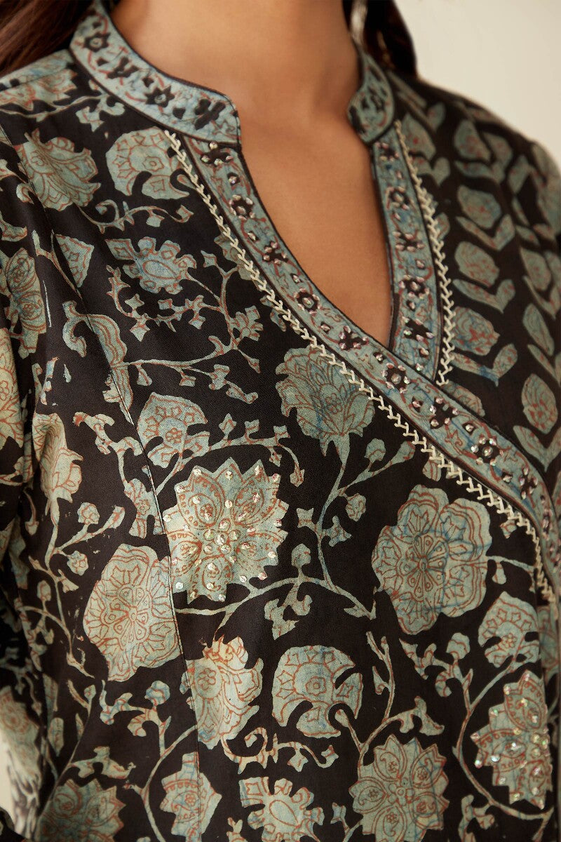 Sehra Zenia Akola Kurta