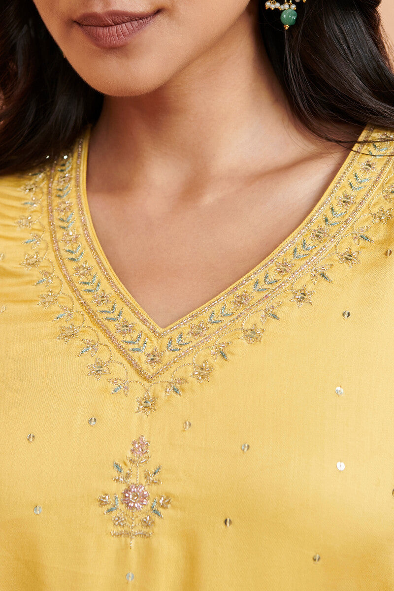 Shirin Mirza Modal Kurta