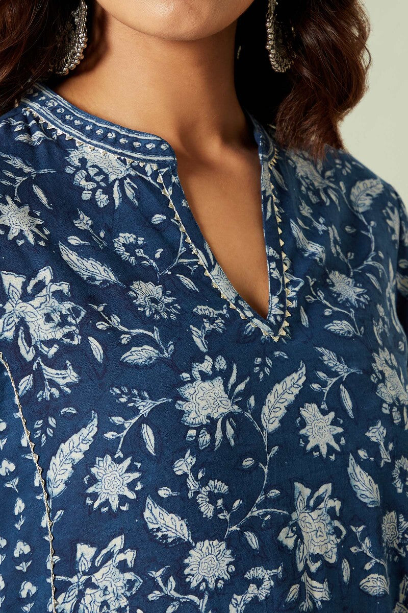Sehra Shirin Indigo Kurta