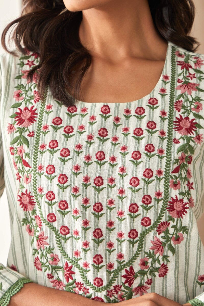 Gulbarg Faheema Kurta