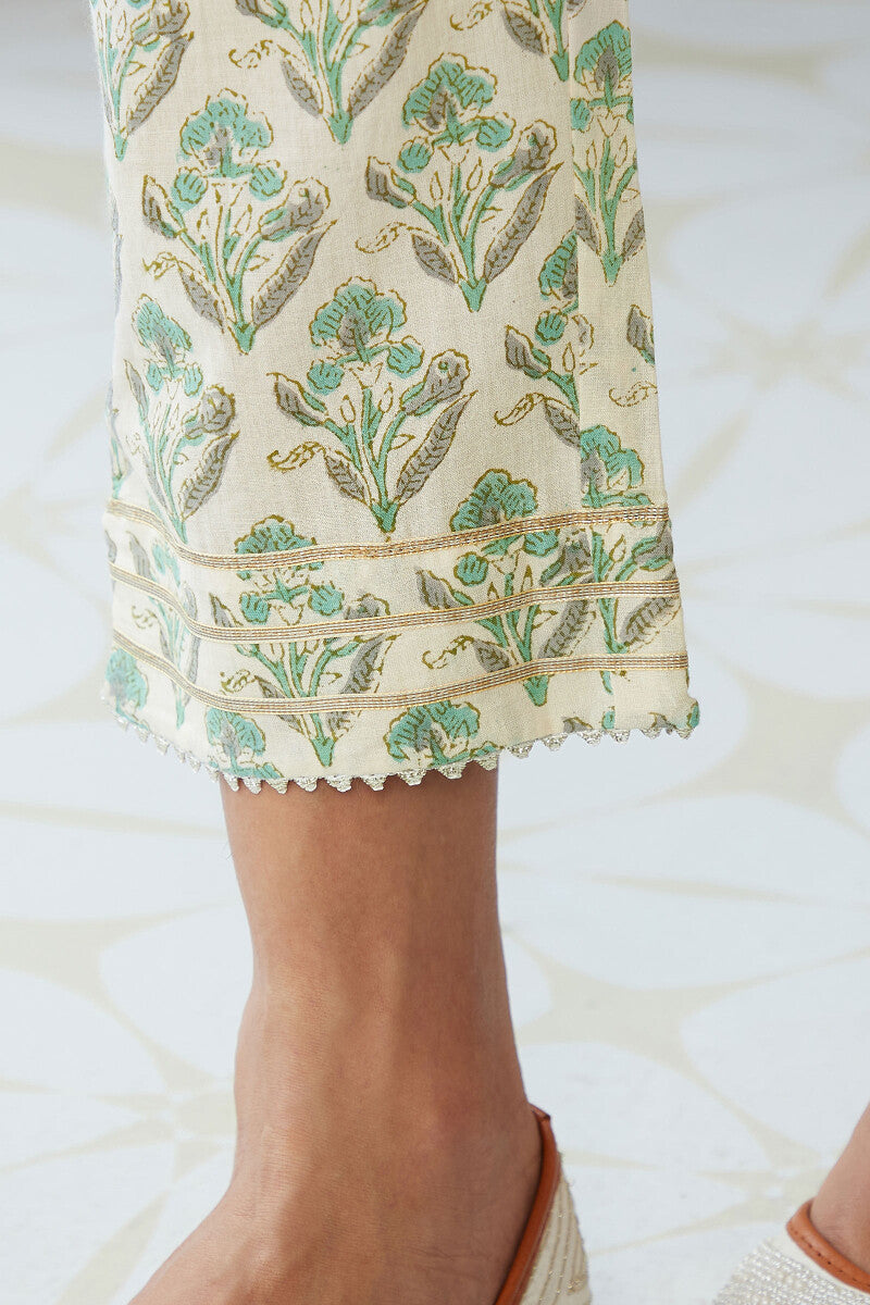 Nusrat Jahan Heer Narrow Pants