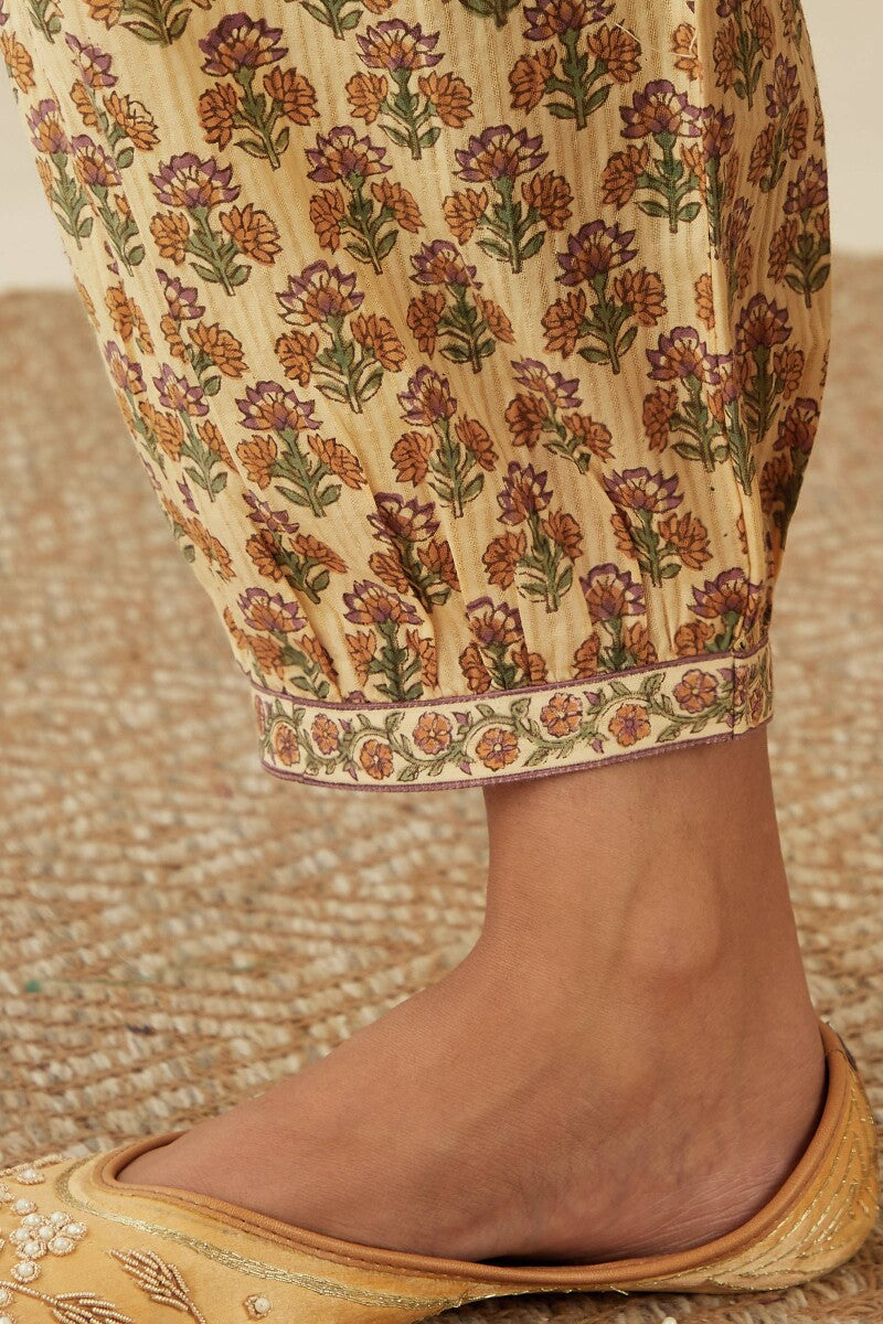 Gulshan Bagh Sanganeri Zeenat Izhaar Pants