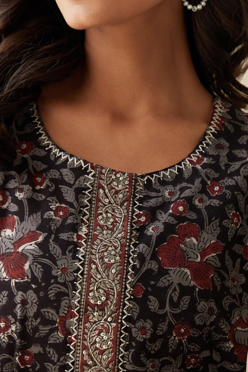 Sehra Nafeesa Bagru Kurta