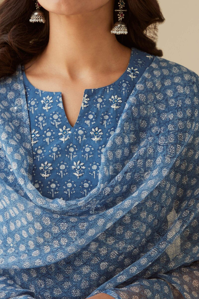 Sehra Noor Indigo Dupatta