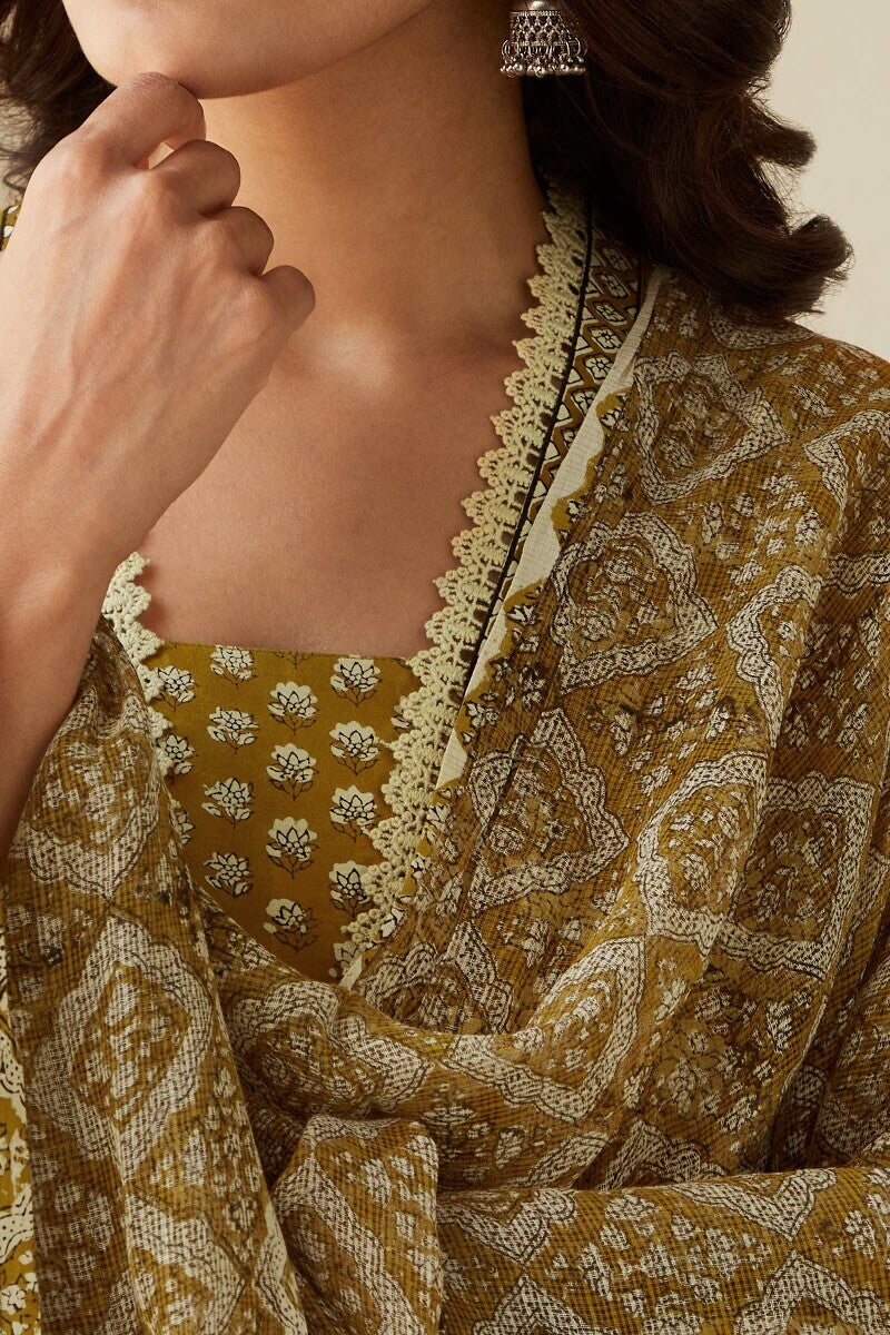 Sehra Shirin Kota Dupatta