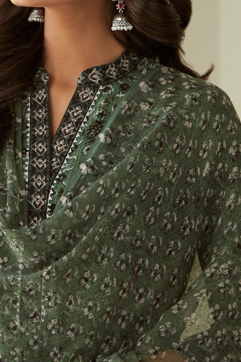 Sehra Kiran Bagru Dupatta