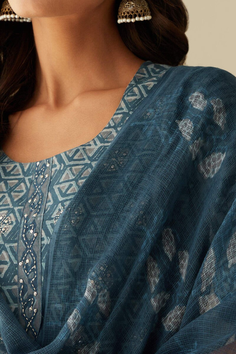 Rehnuma Zara Dupatta