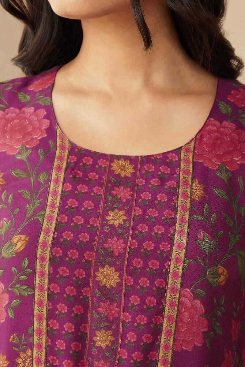 Mahnoor Siya Kaftan