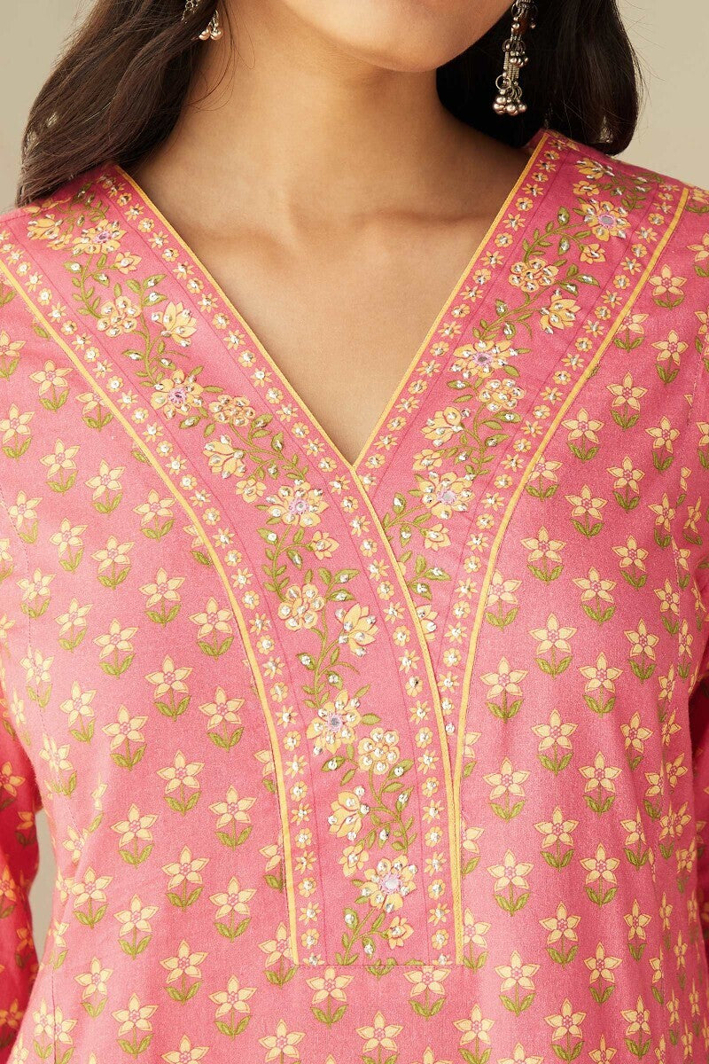 Mahnoor Fizah Kurta
