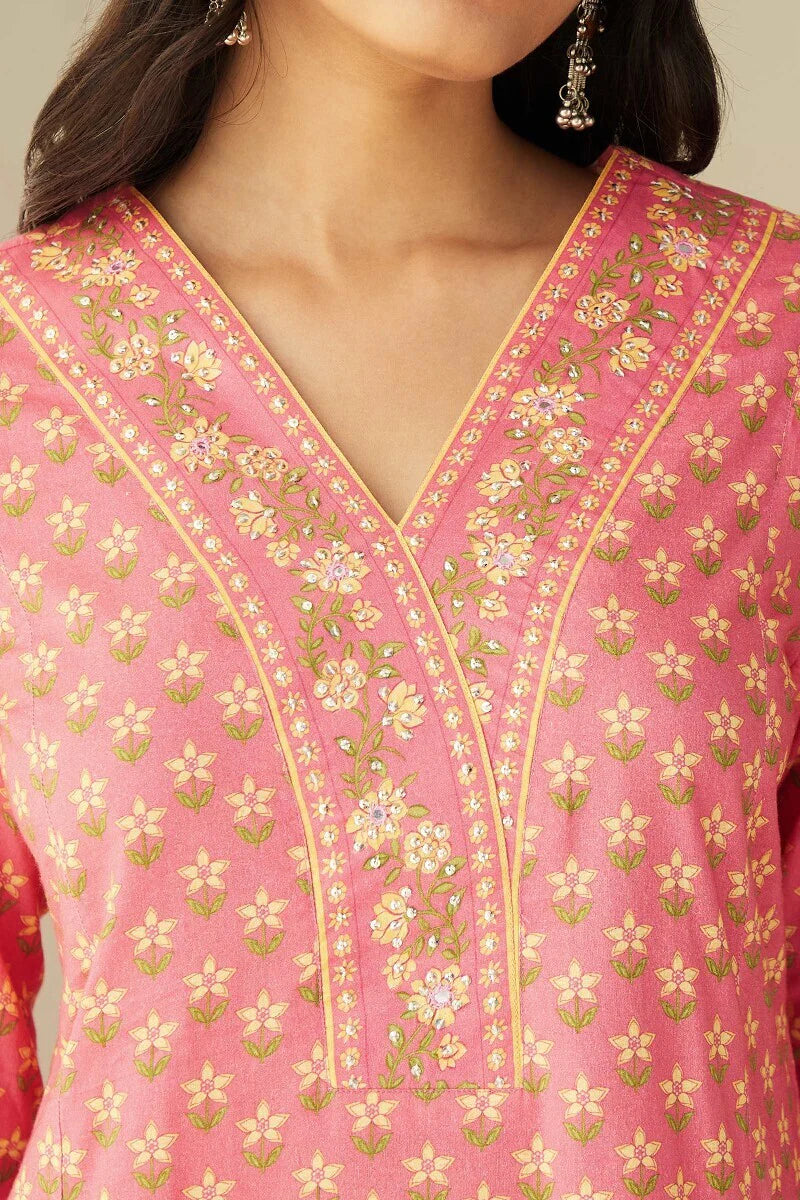 Mahnoor Fizah Kurta