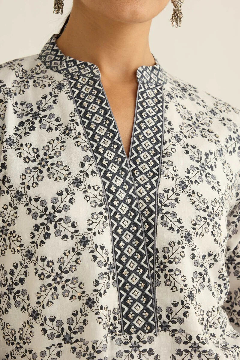 Surplus: Gulraiz Seerat Sanganeri Kurta