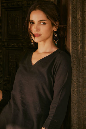 Roza Sahira Black Kurta