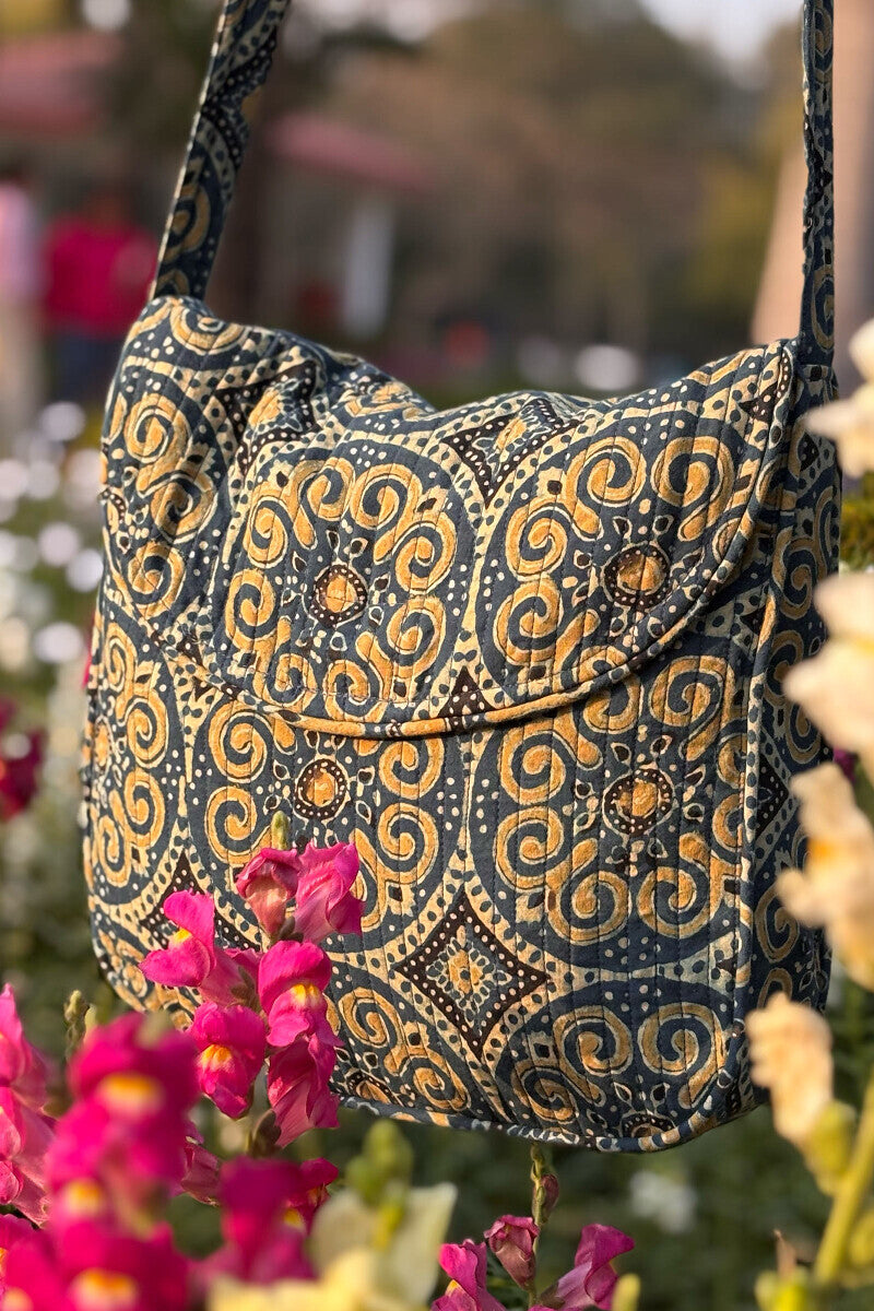 Roza Ruhi Crossbody Bag