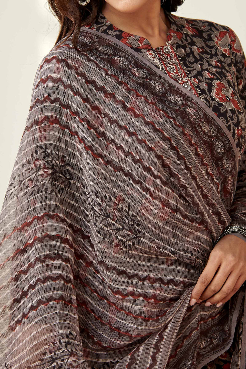 Sehra Nafeesa Bagru Dupatta