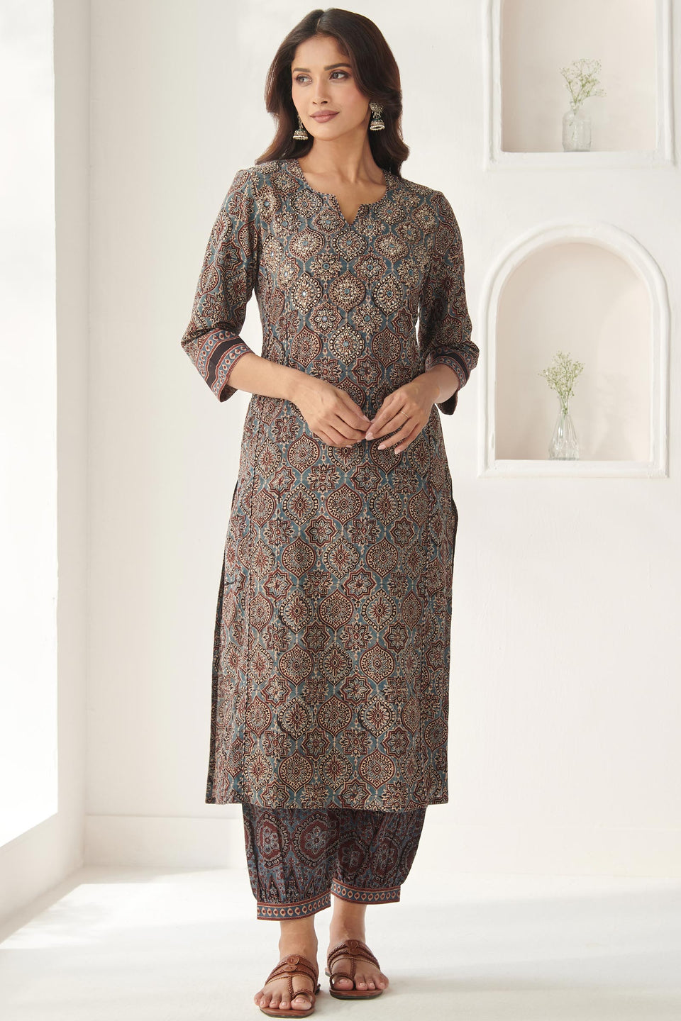 Sehra Rumaisa Kurta