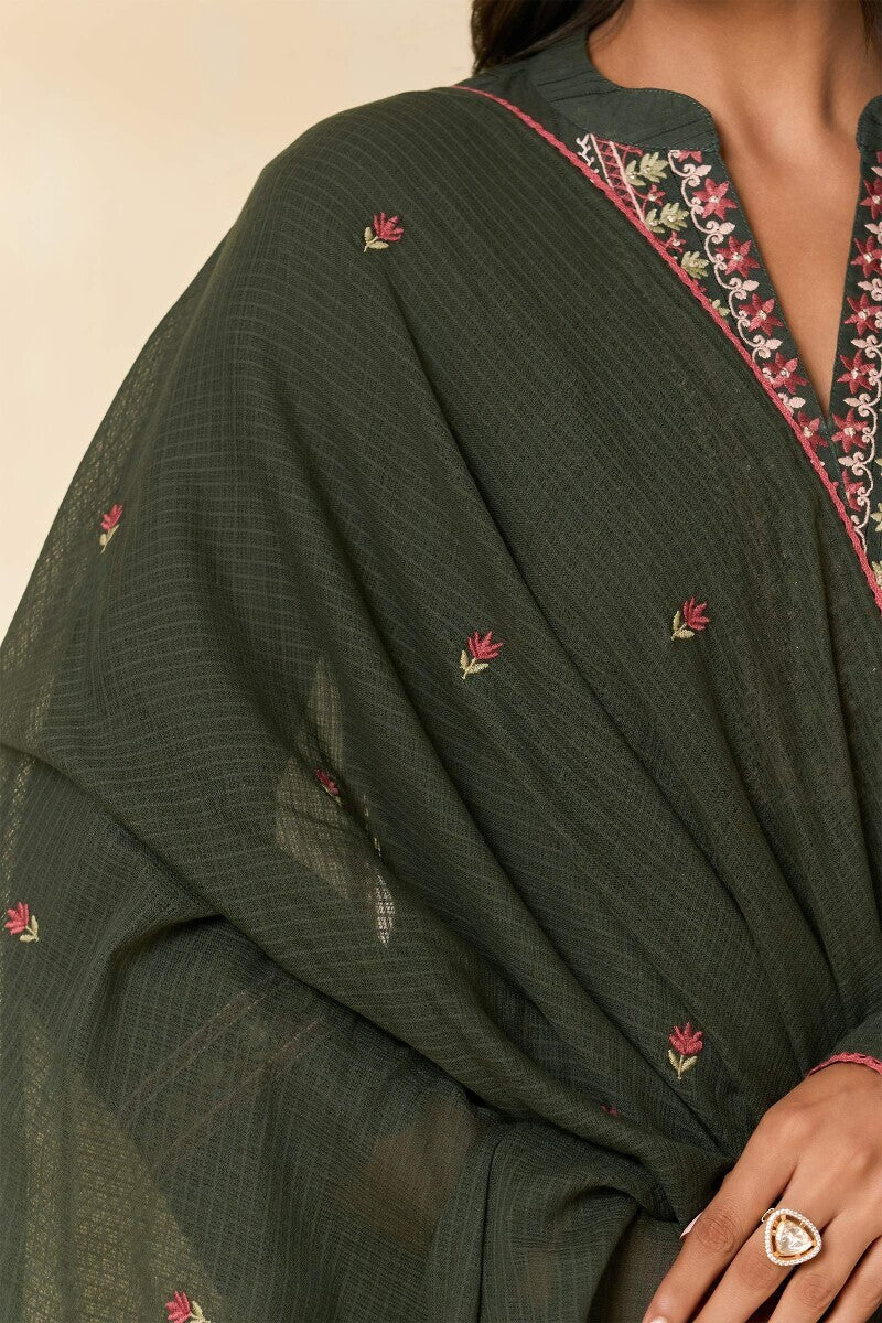 Surplus: Mehraab Mahi Dupatta