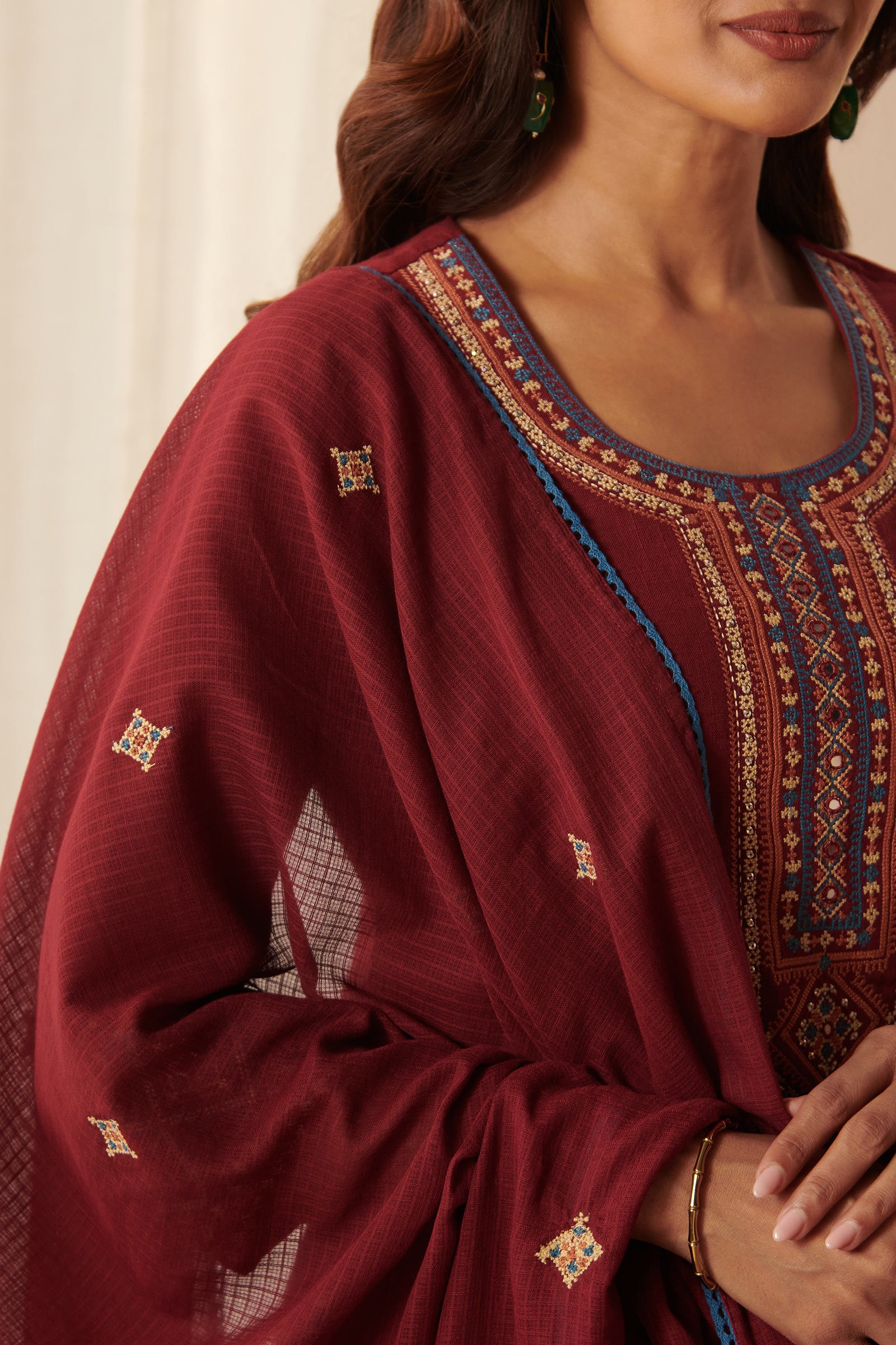 Mehraab Aahana Maroon Dupatta