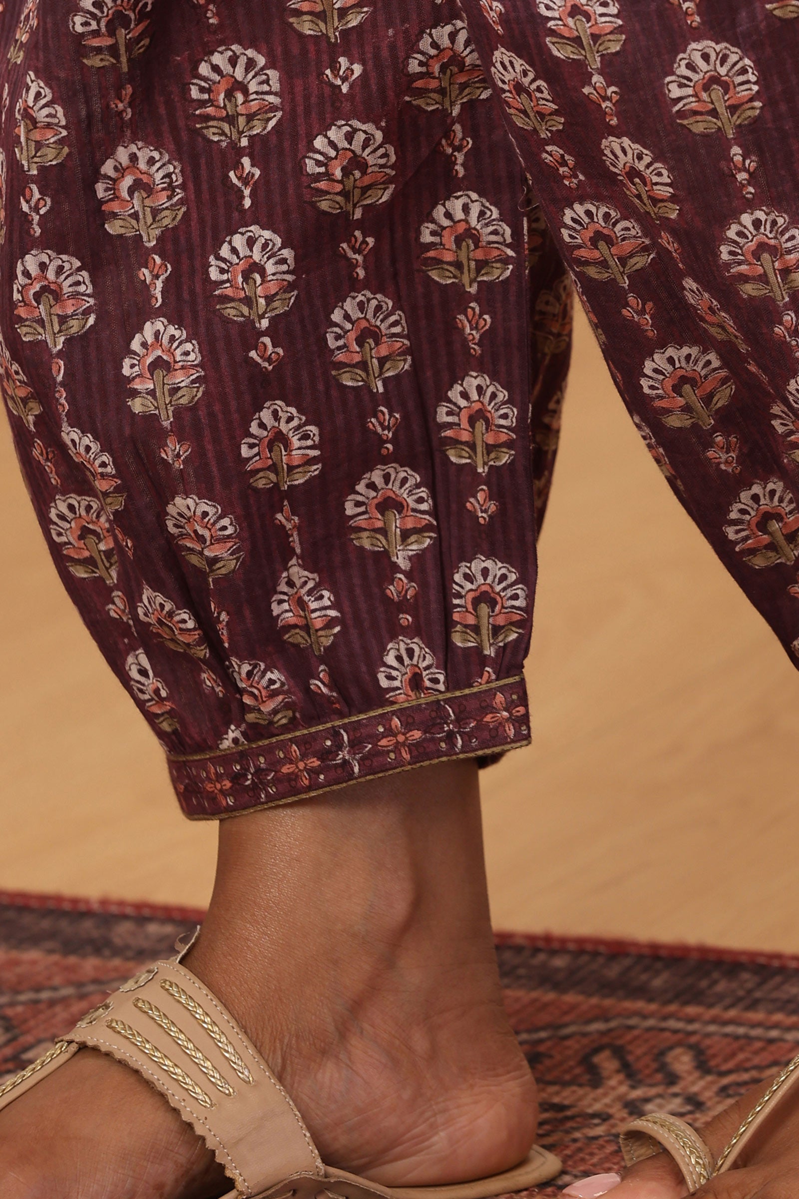 Surplus: Gauhar Rasia Sanganeri Izhaar Pants