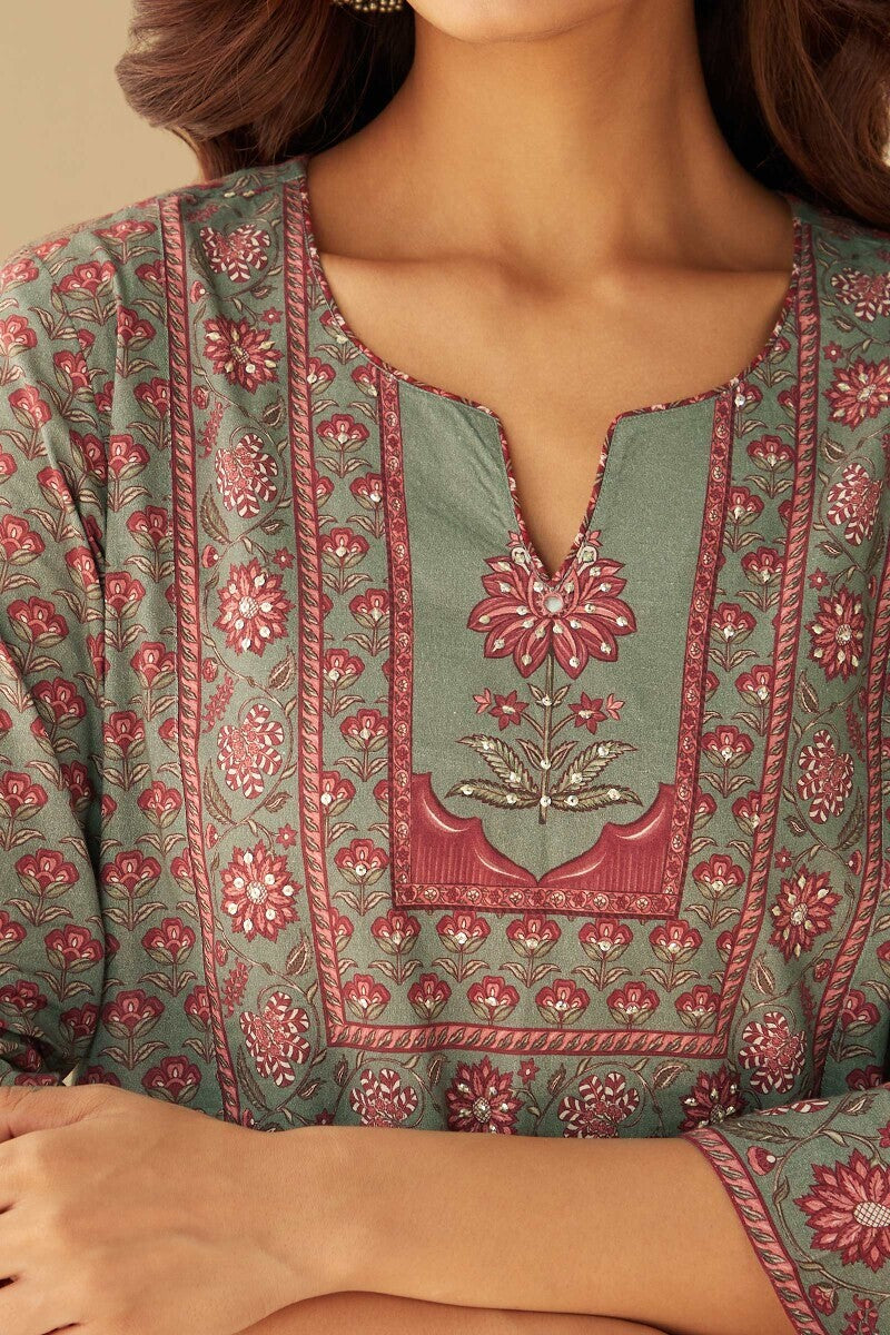 Mahnoor Zoya Kurta